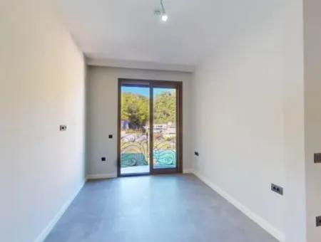 4 Zimmer 1 Wohnzimmer Maßgefertigte Villa Auf 800M2 Grundstück Mit Pool Mit Herrlichem Meerblick In Marmaris Gökbel Gebiet