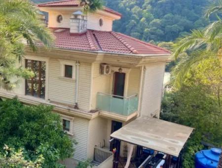 900M2 Land Share Available In Marmaris Armutalan Area, 4 Rooms, 2 Living Rooms, 5 Bathrooms, 450M2 Mansion For Sale